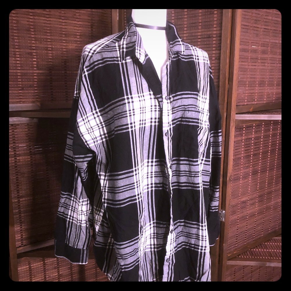 Old Navy Boyfriend style plaid button up